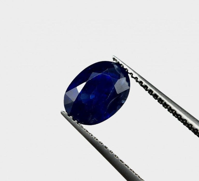 Gemstone Saphir bleu non chauffé 2.04cts 58 Facettes 492