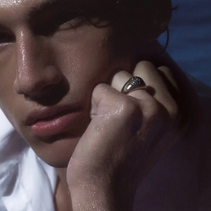 Giorgio Armani se lance dans la Haute Joaillerie pour hommes