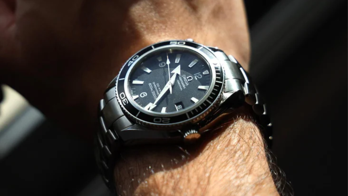 Quelles montres offrir pour Noël ? Notre TOP 5 des montres pour hommes