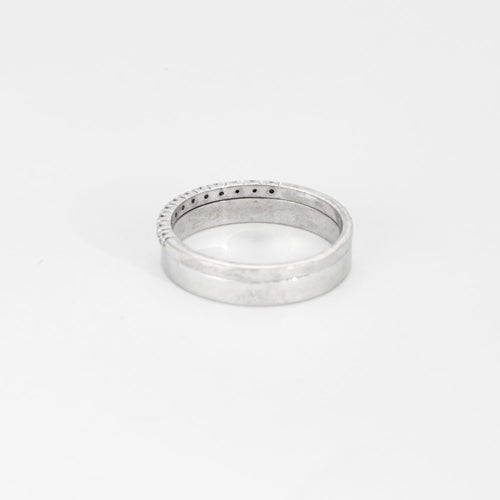 56 Bague demi-alliance en or blanc et diamants 58 Facettes DV9986-5-56-3