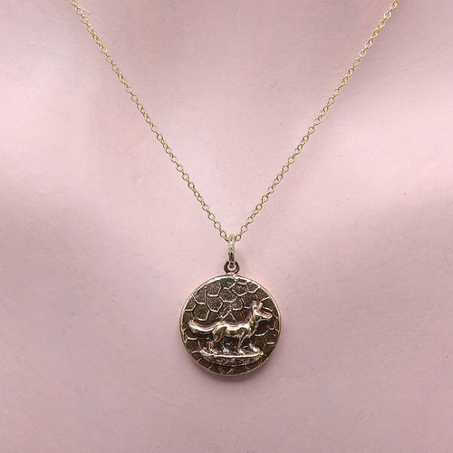 Pendentif Pendentif charm sanglier en or 14k et rubis 58 Facettes