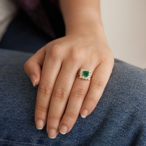 Bague 56 Bague ancienne or émeraude et diamants 58 Facettes