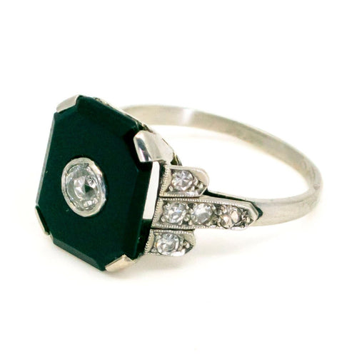 Bague 53 Bague Art déco en platine avec onyx et diamants 58 Facettes 85EA8BFC6B4C4CD5967745371A2A81C2