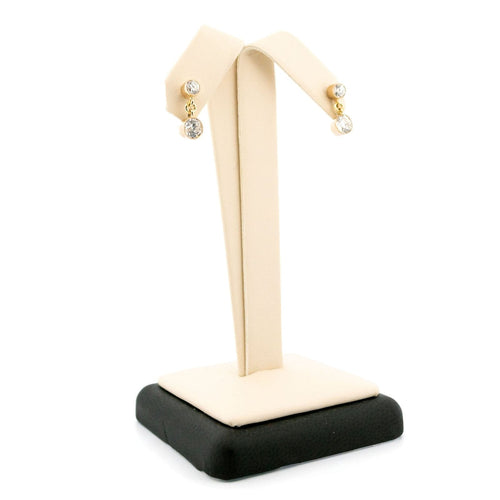 Boucles d'oreilles Boucles d'oreilles pendantes en or 14 carats et diamants taille ancienne 58 Facettes 61E48996FA8C4156AB8A0EA950D5A587