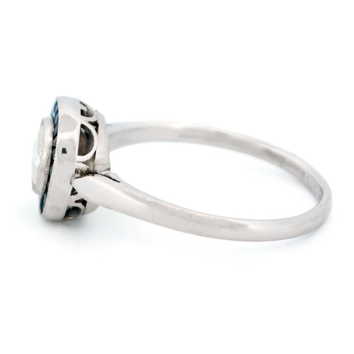 Bague 53 Bague halo en platine avec saphirs et diamant taille ancienne 58 Facettes 38D54FF352D5479DBFF158C1A31D0550