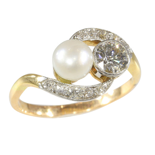 15104-0064.p14_Love Entwined  A Century s Old Ring Story-en.jpg