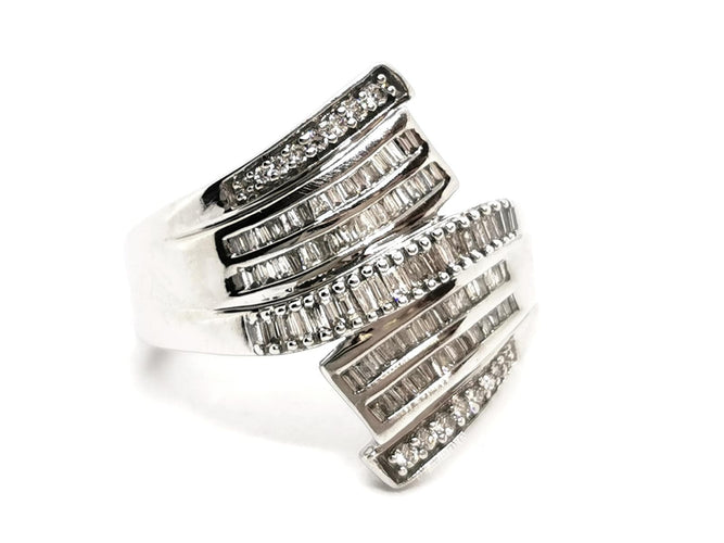 Bague 57.5 Bague en or blanc 18 carats sertie de 93 diamants 58 Facettes 1553044CN