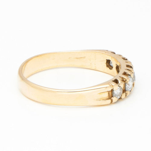 Bague 50.5 Bague en or jaune 14 k sertie de diamants 58 Facettes 4E4B209145724E889C10F5E900A2A6E4