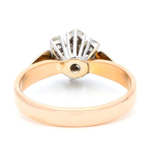 Bague 55.75 Bague rosette vintage en or blanc et or rose avec diamants 58 Facettes B68EDC7C03D648C4BF10868F680982A9