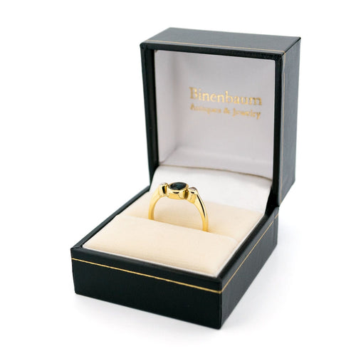 Bague 54.5 Bague trilogie saphir et diamants en or jaune 18 carats 58 Facettes AAEC329B19CE4F6ABE07820B6EF063DE