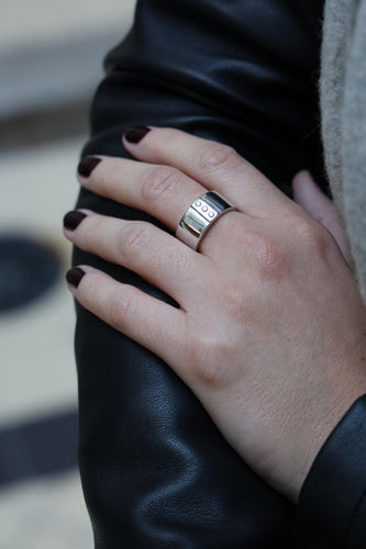 Bague 56 Bague trilogie en or blanc 18 carats et diamants 58 Facettes 1931159CN