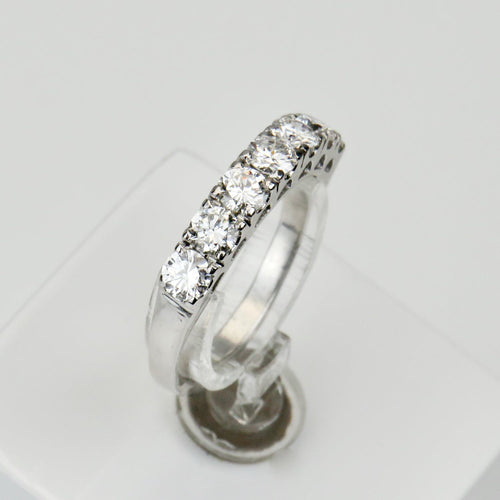 Anel 53.5 Anel Meia aliança em ouro de 14 quilates com diamantes lapidação brilhante 58 Facettes 2964