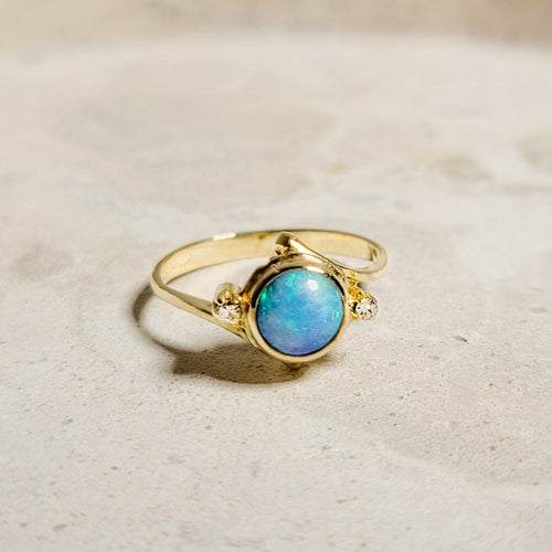 Prsten 53 Prsten od 18-karatnog zlata sa crnom opalom i dijamantima 58 Facettes 2899