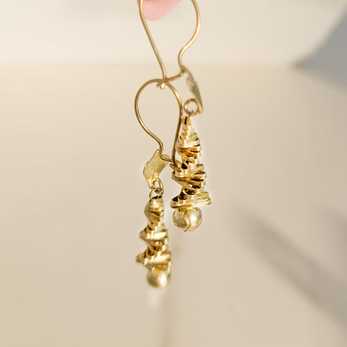 Earrings Vintage 18-carat gold dangle earrings 58 Facettes 3153