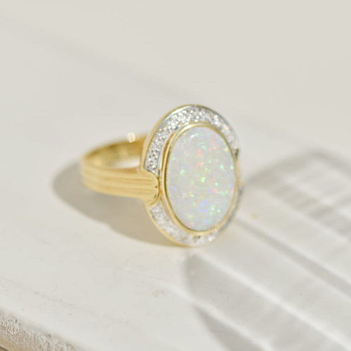 Ring 58 Vintage ring i 14K gult guld med opal og diamanter 58 Facettes 2354
