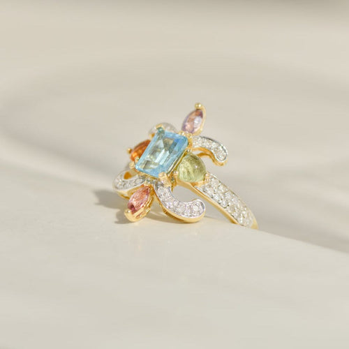 Ring 56 Ring aus 18 Karat Gelbgold mit Topas und Diamanten 58 Facettes 2654