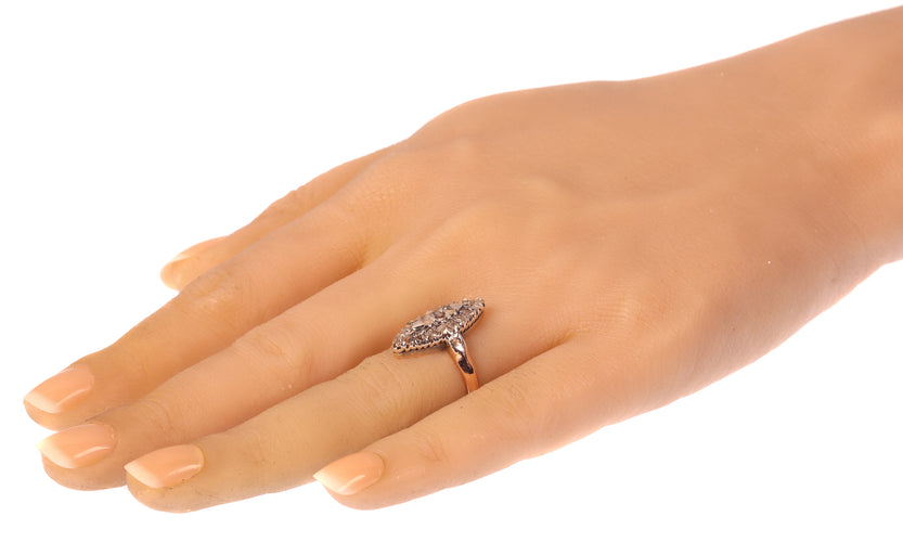 21146-0157.p01_Antique boat shaped diamond engagement ring-en.jpg