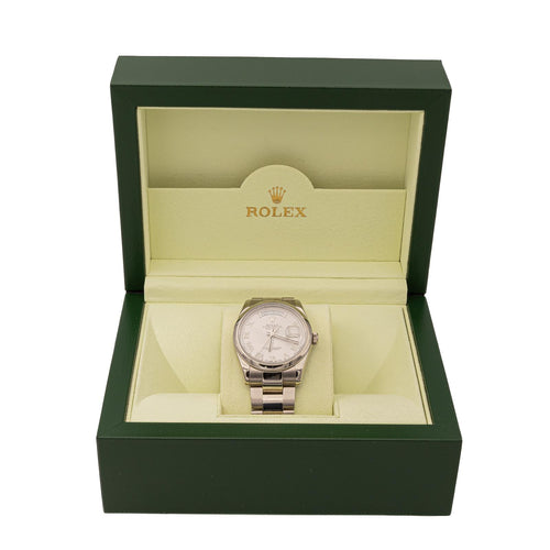Montre Rolex Day-Date Oyster Perpetual 118209 - Montre en or blanc 18 carats 58 Facettes 2143156CN