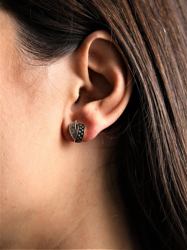 Boucles d'oreilles Boucles d’oreilles en or jaune 18 carats et diamants taille brillant 58 Facettes 2201970CN