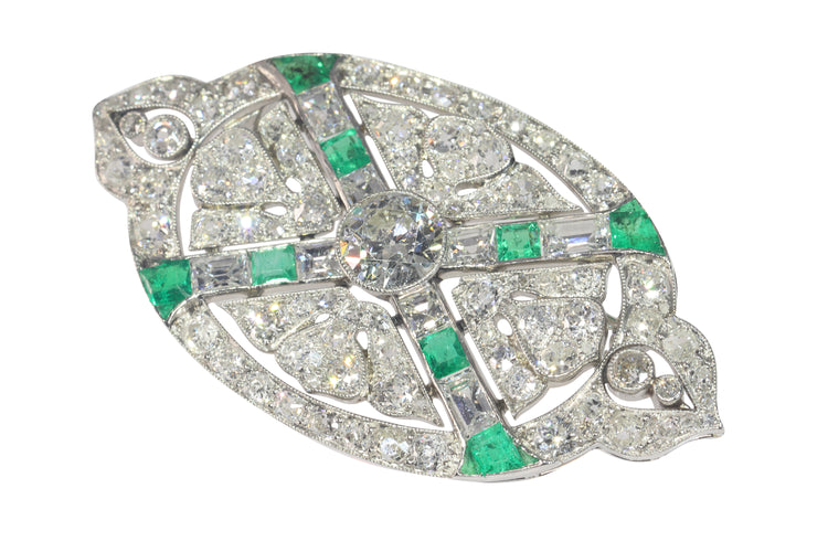 22304-0133.p07_Deco Dazzle  A Platinum and Diamond Vintage Brooch-en.jpg