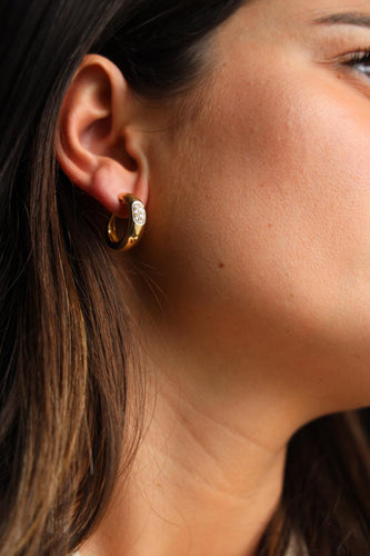 Boucles d'oreilles Boucles d’oreilles créoles en or jaune 18 carats et diamants 58 Facettes 2270386CN