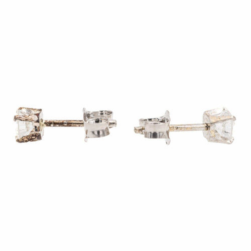 Boucles d'oreilles Boucles d'oreilles puces Or blanc Diamant 58 Facettes 2484502CN