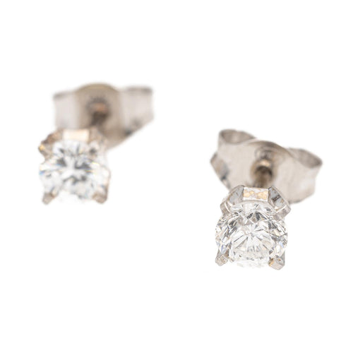 Boucles d'oreilles Boucles d'oreilles puces Or blanc Diamant 58 Facettes 2484502CN