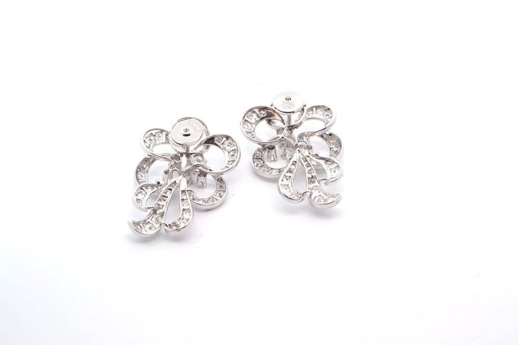 Boucles d'oreilles Boucles d’oreilles années 1950 en platine et or blanc, diamants 58 Facettes 24951b