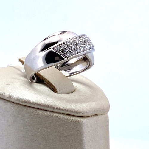 Ring 57.5 Paverad ring i 18K vitt guld och diamanter 0,84 ct 58 Facettes 250102