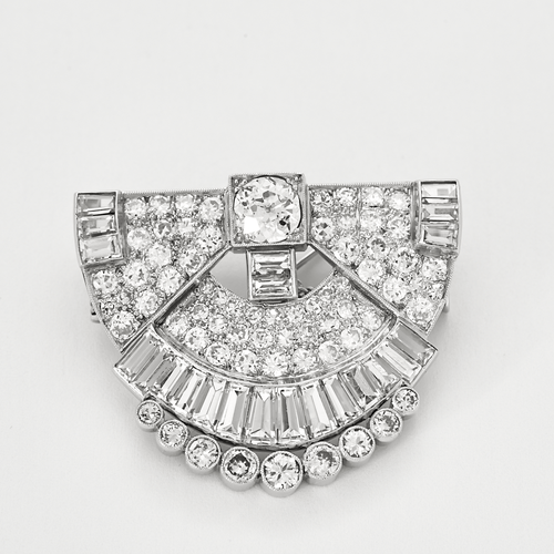 Broche Broche Art déco en platine et diamants 58 Facettes 250375