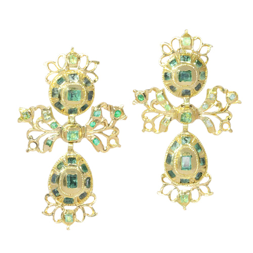 25115-0313.p00_Baroque Iberian Emerald Earrings  18th Century Goldwork with 58 Emeralds-en.jpg
