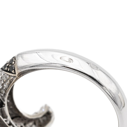 Bague 53 Bague serpent en or blanc 18 carats pavée de diamants 58 Facettes 2529124CN