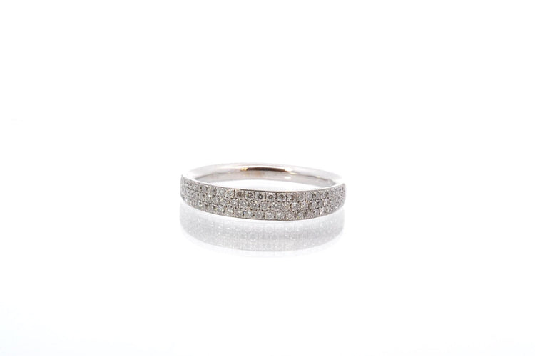 Bague 54 Bague en or blanc 18k sertie de 77 diamants 58 Facettes 25589