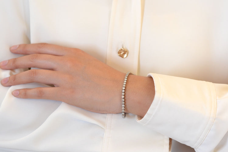 Bracelet Bracelet en platine serti de 55 diamants 58 Facettes 26220