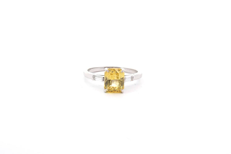 Bague 50 Bague saphir jaune 2,02 ct et diamants en platine 58 Facettes 26279b-26303