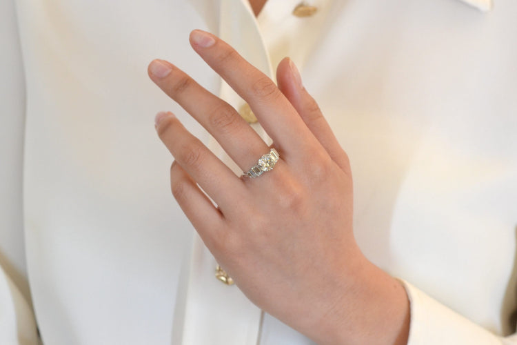 Bague 53 Bague de fiançailles en platine avec diamants 2,03 ct 58 Facettes 26472-26368