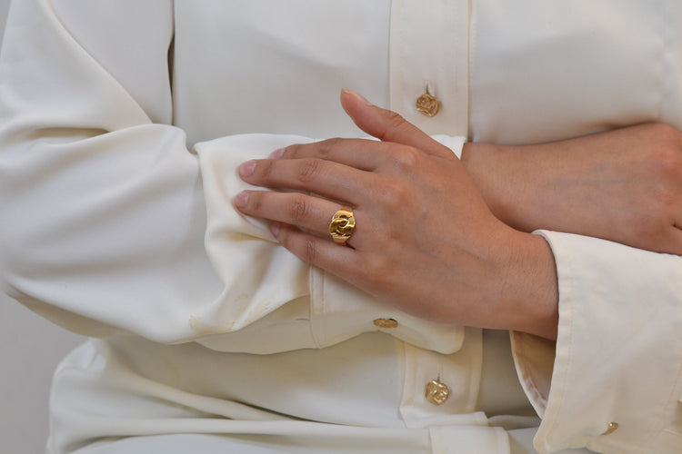 Bague 52 Dinh Van Menotte R12 - Bague en or jaune 18k 58 Facettes 26909DV