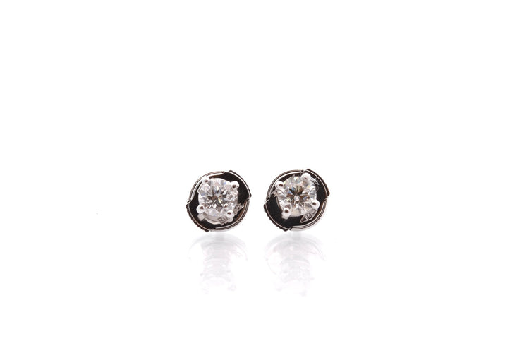 Boucles d'oreilles Puces d’oreilles en or blanc 18k et diamants 58 Facettes 27134-27135