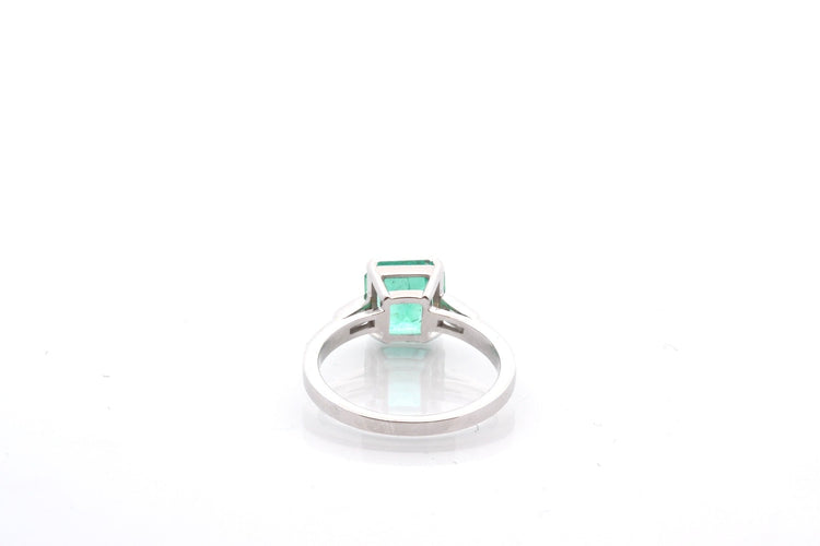 Bague 53 Bague en platine avec émeraude de Colombie 2,16 ct et diamants 58 Facettes 27219-27364B