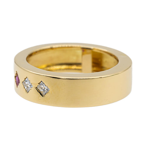 Bague 52 Bague en or jaune 18 carats avec rubis et diamants 58 Facettes 2734047CN