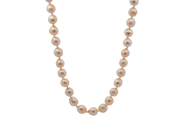 Collier Collier de perles de culture avec fermoir en or 18k 58 Facettes 27385