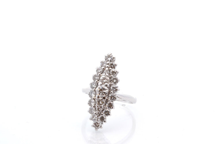 Bague 55 Bague marquise vintage en or blanc 18k et diamants 58 Facettes 27531