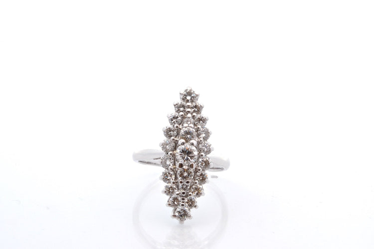 Bague 55 Bague marquise vintage en or blanc 18k et diamants 58 Facettes 27531