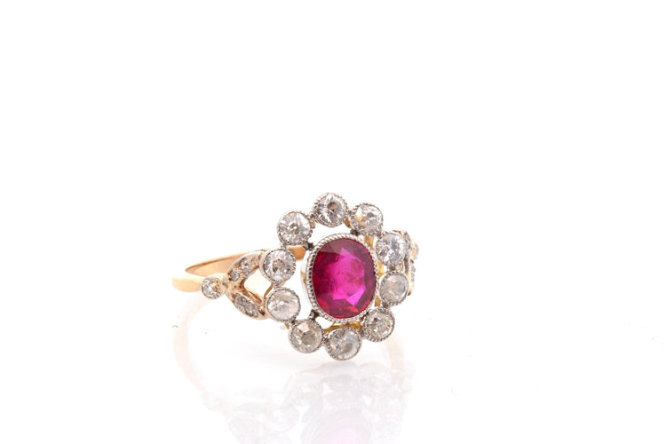 Bague 52.5 Bague ancienne en or 18k et platine, rubis et diamants 58 Facettes 27583