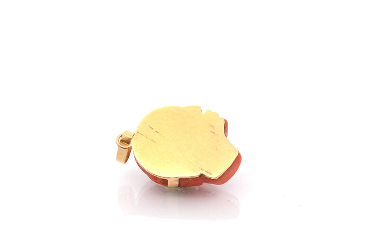 Pendentif Pendentif ancien en or 18k et corail 58 Facettes 27587