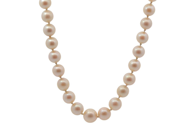 Collier Collier en perles de culture avec fermoir en or 18k 58 Facettes 27592
