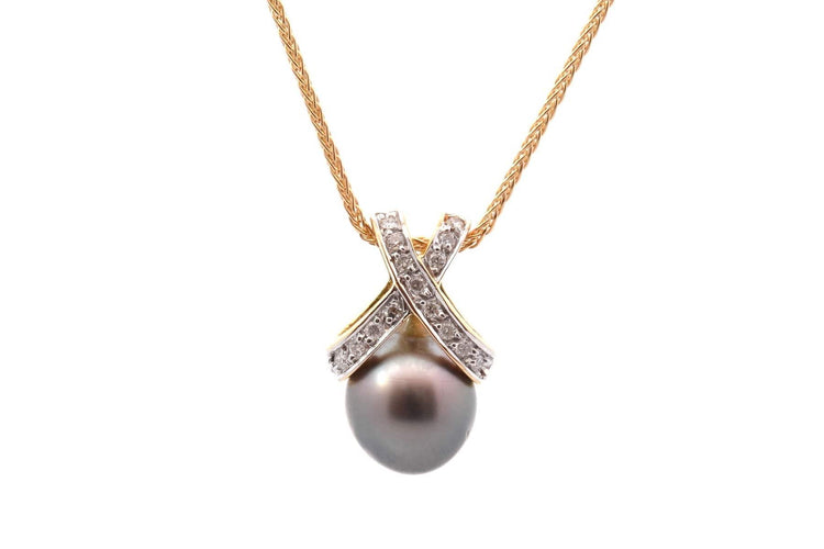 Pendentif Pendentif en or 18k avec perle de culture de Tahiti et diamants 58 Facettes 27778