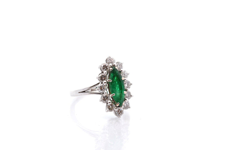 Bague 51 Bague vintage en or 18k et platine avec émeraude et diamants 58 Facettes 27832dv