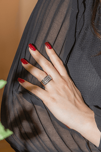 Bague 52.5 Bague cocktail en or blanc 18 carats et diamants 58 Facettes 2905205CN