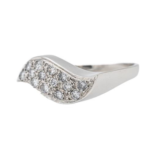 Bague 52 Bague pavée de diamants en or blanc 18 carats 58 Facettes 2905285CN